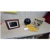 Image 1 : Brunswick Crown Jewel Bowling Ball and Sylvania Digital Photo Frame