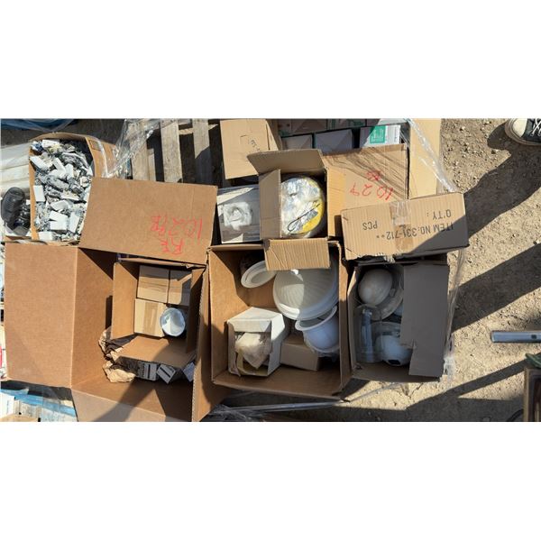 Pallet Lot of Pot Lights and Light Bulbs