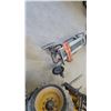 Image 3 : Ridgid MS-UV Miter Saw Utility Mobile Stand