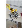 Image 2 : DeWalt 12" Double Bevel Sliding Compound Miter Saw Modle dw7187