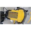 Image 6 : DeWalt 12" Double Bevel Sliding Compound Miter Saw Modle dw7187
