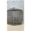 Image 9 : 1960's Mercedes-Benz W110 Fintail Chrome Front Grille Assembly with Emblem
