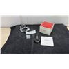 Image 1 : Fossil Smartwatch with Stainless Steel Band, Charging Cable, Extra Links, and Box