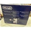Image 4 : DE'LONGHI MAGNIFICA PLUS ESPRESSO MACHINE - TESTED WORKING, RETAIL $1399