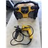 Image 1 : DEWALT JOBSITE RADIO AND ELECTRIC DRILL