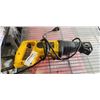Image 1 : DEWALT CORDED RECIPROCATING SAW - WORKING