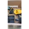 Image 3 : ASSORTED DEWALT BATTERIES AND A MAKITA DRYWALL SCREWGUN