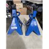 Image 1 : 2 POWER FIST JACK STANDS