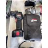 Image 3 : TOTE OF VARIOUS POWER TOOLS