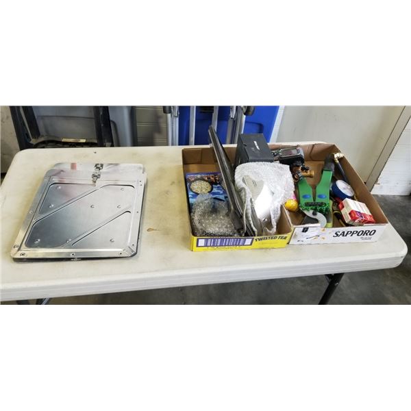 2 TRAYS OF ASSORTED AUTOMTIVE SIGN HOLDERS, MIRRORS AND HAND TOOLS