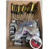 Image 2 : 2 TRAYS OF ASSORTED HAND TOOLS, SCREWDRIVERS AND HARDWARE ETC