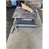 Image 1 : WORKFORCE TILE SAW AND GREASE GUN