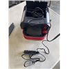 Image 4 : CABLE LINK TIRE CHAINS AND MINI CAR VACUUM