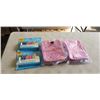 Image 1 : 2 NEW BENTOLOGY LUNCH KITS AND 2 NEW SETS OF BATH CRAYONS