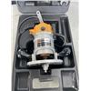 Image 2 : BLACK AND DECKER DELUXE ROUTER