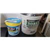 Image 3 : NEW PAIL OF FLOORING ADHESIVE, 2 JUGS OF HIGH DENSITY FOG LIQUID AND PAINT REMOVER