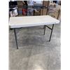 Image 1 : 4FT MARKET TABLE