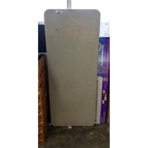 LIFETIME 6FT MARKET TABLE