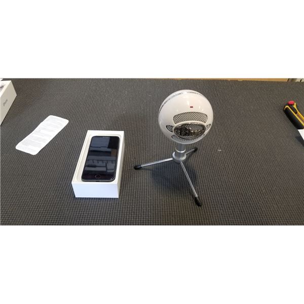 BLUE SNOWBALL MICROPHONE AND IPHONE, UNTESTED