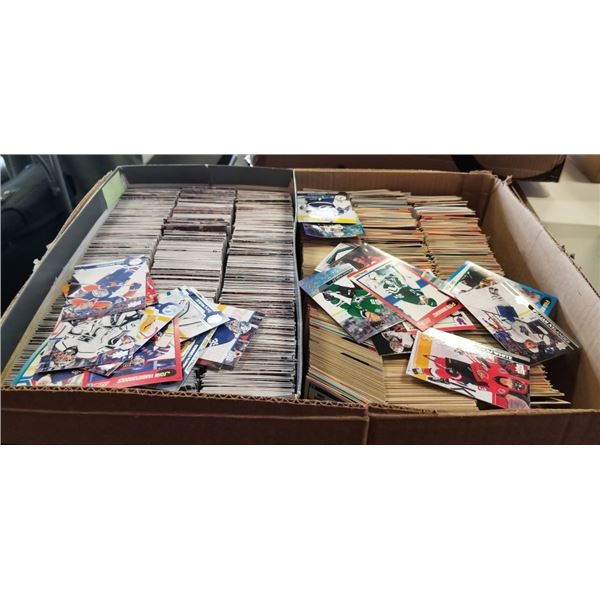 LARGE BOX OF HOCKEY CARDS, UPPER DECK ETC