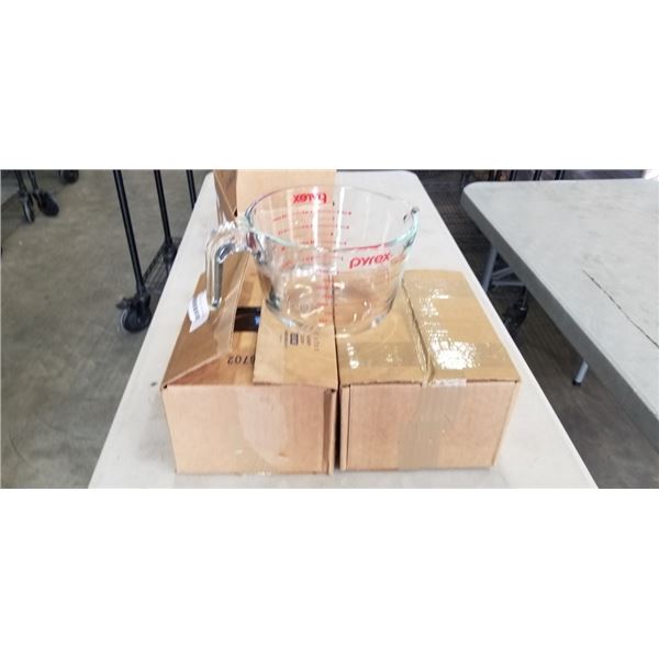 3 NEW 2QT PYREX MIXING / MEASURING BOWLS