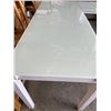 Image 3 : MODERN WHITE AND GLASS TWO PIECE L-SHAPE DESK