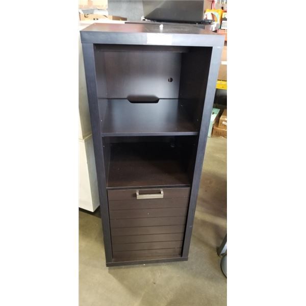 SOUTH SHORE FURNITURE ILLUMINATED DISPLAY CABINET