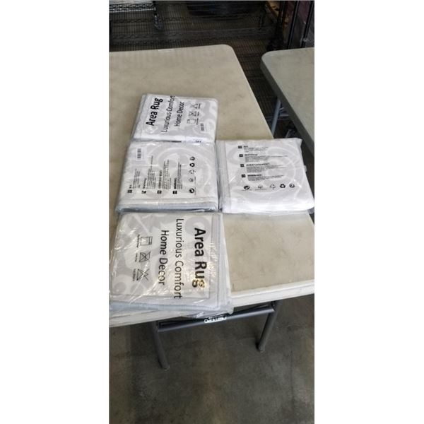 4 NEW BATH  MATTS 20X31 INCH