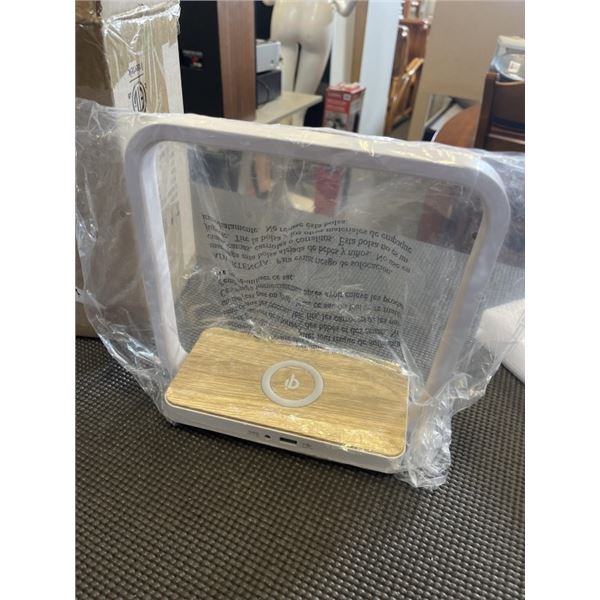 NEW OTTLITE WIRELESS CHARGING STATION W/ LIGHT - TESTED WORKING