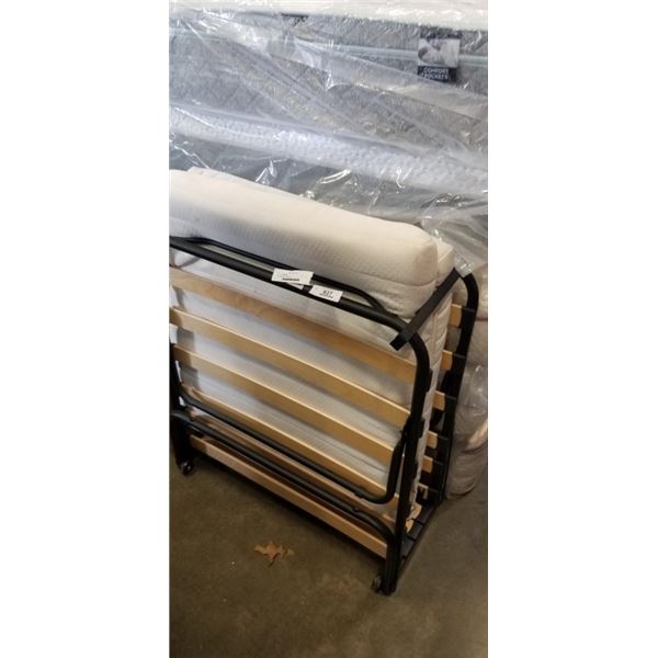 FOLDING ROLL AWAY COT