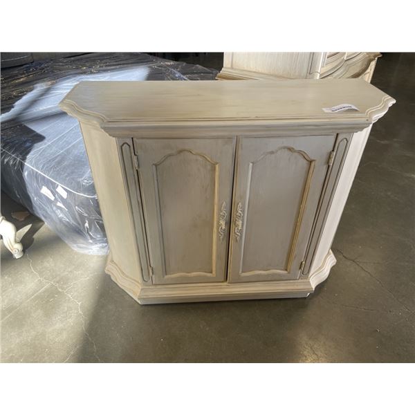 2 DOOR STORAGE CABINET