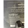 Image 4 : 2 INSIGNIA HDTVS BOTH WORKING WITH POWER CORDS AND 1 REMOTE