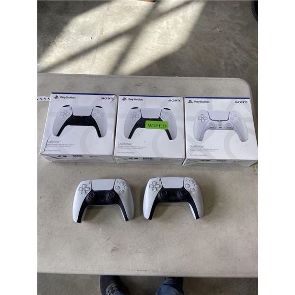 5 PS5 DUALSENSE WIRELESS CONTROLLERS DEFECTIVE STORE RETURNS