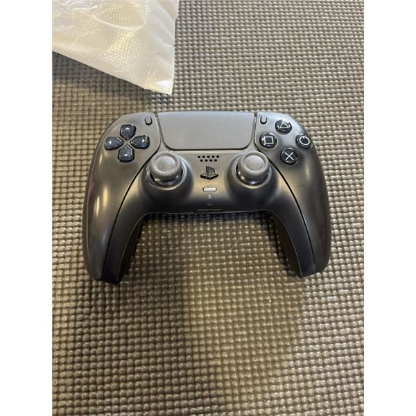 PS5 DUALSENSE WIRELESS CONTROLLER - TESTED WORKING, RETAIL $94