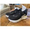 Image 3 : NEW PAIR OF HOKA SIZE 10 SNEAKERS