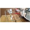 Image 2 : 3 NEW 2QT PYREX MIXING / MEASURING BOWLS
