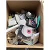 Image 1 : LARGE LOT OF NEW AMAZON OVERSTOCK SHOP AND HARDWARE RELATED ITEMS