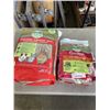 Image 1 : BAG OF WESTERN TIMOTHY HAY AND BAG OF ADULT GUINEA PIG FOOD