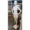 Image 1 : FULL SIZE FEMALE MANEQUIN