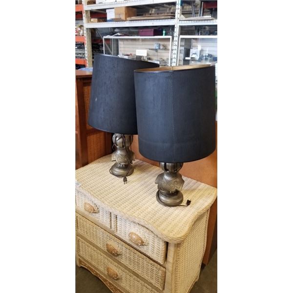 PAIR OF KNIGHT TABLE LAMPS