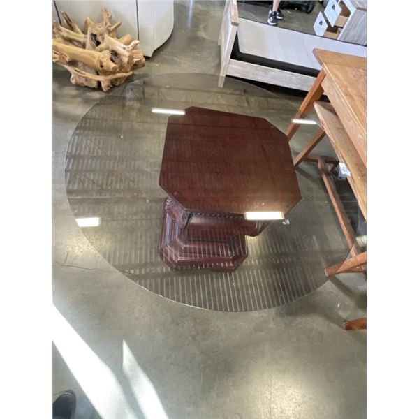 BOMBAY CO. ROUND FOYER / DINIUNG  TABLE 46 INCH DIAMETER