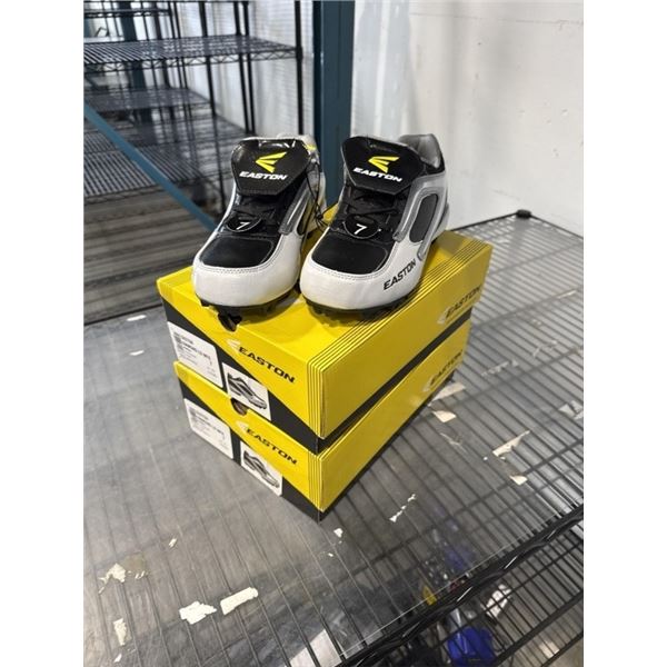 2 NEW PAIRS OF EASTON DIAMOND LO WFII BLACK SIZE 7 WOMENS / 6 MENS BASEBALL CLEATS