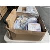 Image 3 : 2 BOXES OF PARTY SUPPLIES AND DISPOSABLE PLATES AND DECOR, PLASTIC CUPS ETC