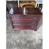 Image 1 : MAHOGANY 3 DRAWER DRESSER