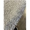 Image 4 : APPROX 5X8 AREA CARPET