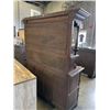 Image 18 : ANTIQUE HIGHLY CARVED 2PC DISPLAY CABINET WITH GALLERY
