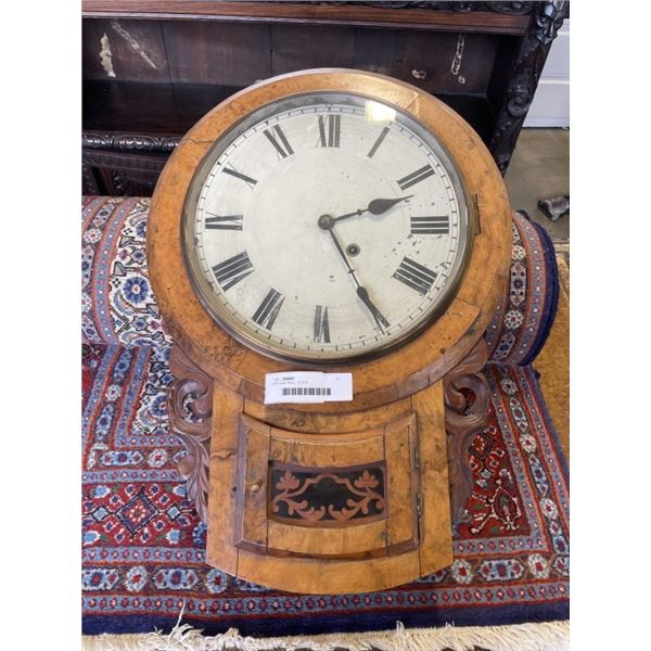 ANTIQUE WALL CLOCK