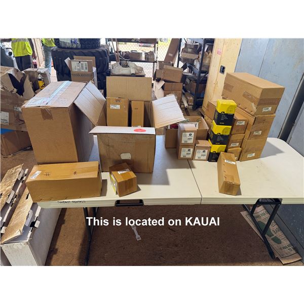 John Deere Tractor Spare Parts -Oil Filters, etc