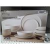 Image 2 : Home Inspiration 16-Piece Dinnerware Set
