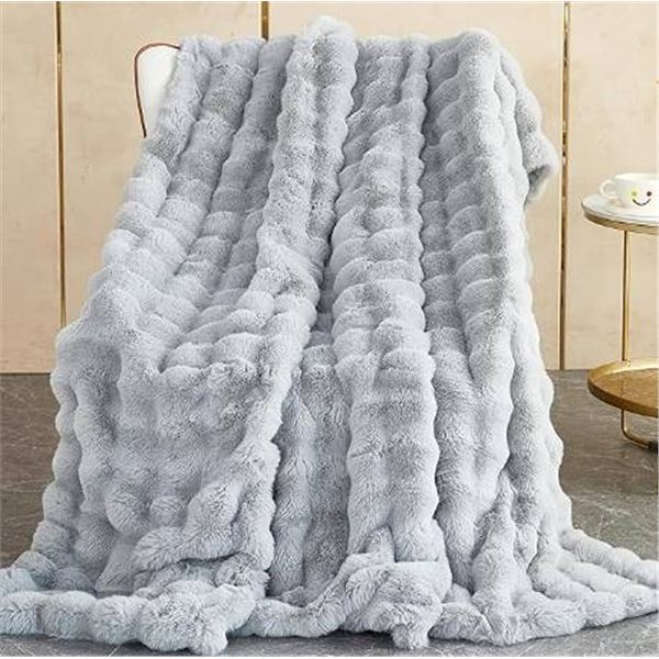 House & Home Luxe Faux Fur Throw Blanket 60x70"